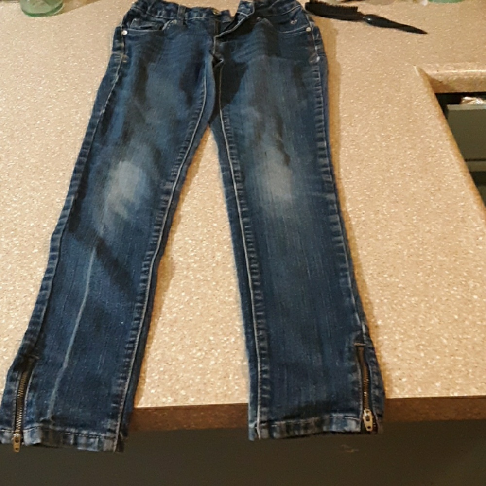 I am selling jeens